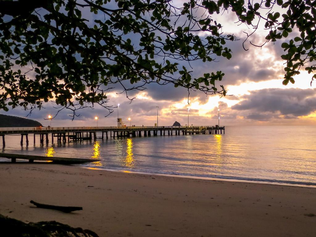 Cairns Beaches Flashpackers Palm Cove Buitenkant foto